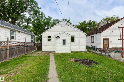 11605 91 Street, Edmonton, AB 