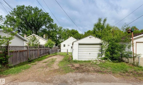 11605 91 Street, Edmonton, AB 