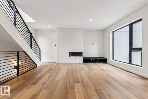 6 10331 Wadhurst Road, Edmonton, AB 