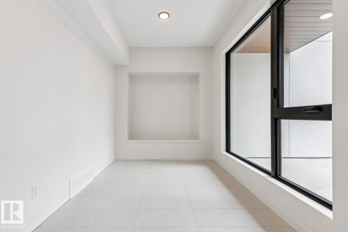 6 10331 Wadhurst Road, Edmonton, AB 