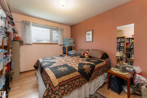 9559 145 Avenue, Edmonton, AB 