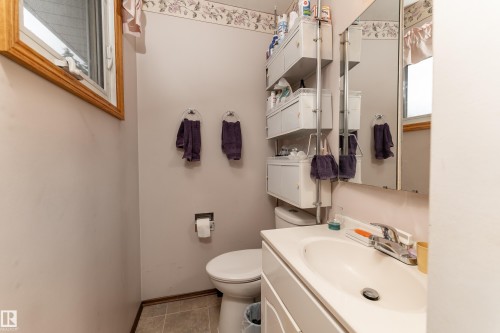 9559 145 Avenue, Edmonton, AB 