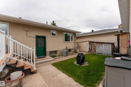 9559 145 Avenue, Edmonton, AB 