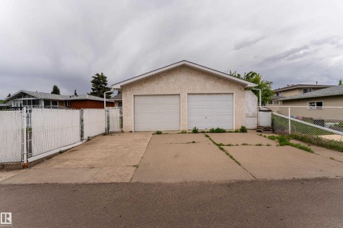 9559 145 Avenue, Edmonton, AB 