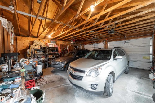 9559 145 Avenue, Edmonton, AB 