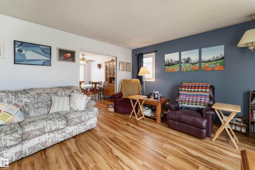 9559 145 Avenue, Edmonton, AB 