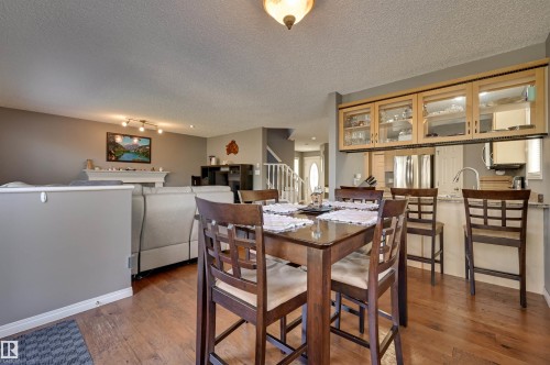 2208 Baker Close, Edmonton, AB 