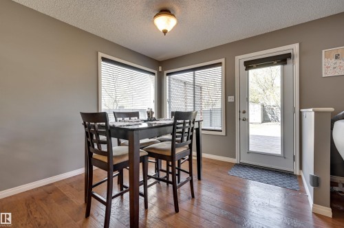 2208 Baker Close, Edmonton, AB 