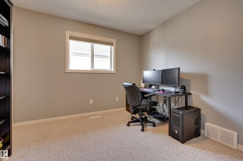 2208 Baker Close, Edmonton, AB 