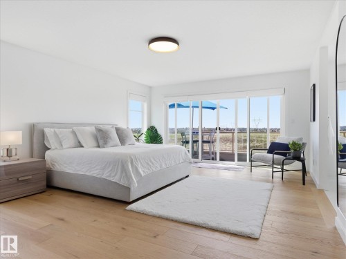 1558 Howes Place, Edmonton, AB - Indoor Photo Showing Bedroom
