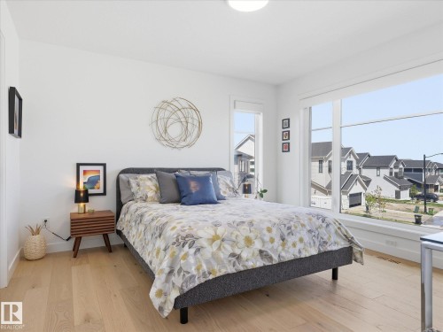 1558 Howes Place, Edmonton, AB - Indoor Photo Showing Bedroom