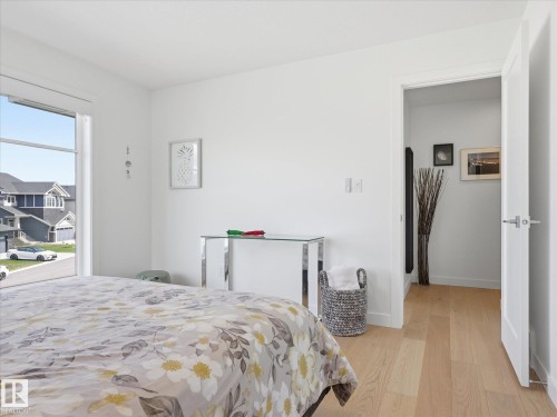 1558 Howes Place, Edmonton, AB - Indoor Photo Showing Bedroom
