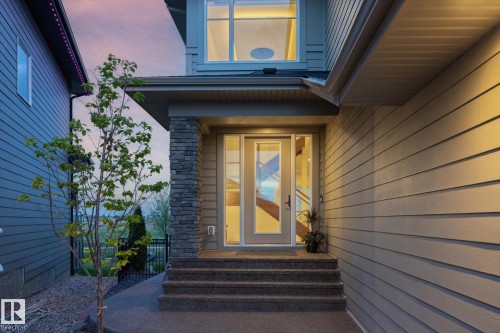 1558 Howes Place, Edmonton, AB - Outdoor