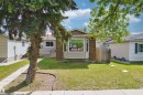 17007 95 Street, Edmonton, AB 