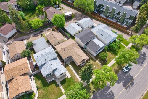 17007 95 Street, Edmonton, AB 