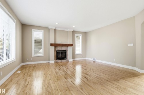 1512 Thorogood Close, Edmonton, AB 