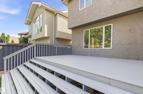 1512 Thorogood Close, Edmonton, AB 