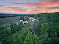 1415 HWY 37  Rural Lac Ste. Anne County, AB T0E 1V0