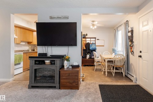 116 16348 109 Street, Edmonton, AB - Indoor