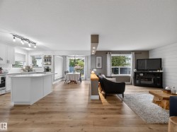 611 MEADOWVIEW Crescent  Sherwood Park, AB T8H 1X9