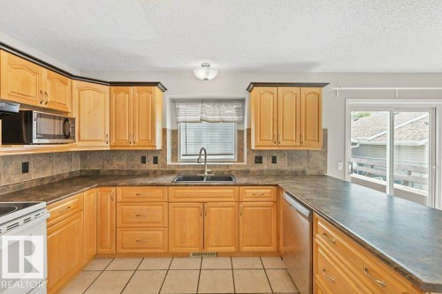 30 Harvest Bay, Stony Plain, AB 