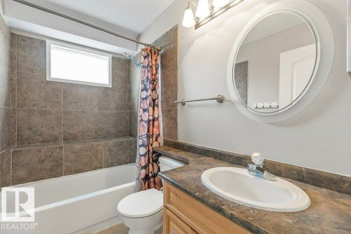 30 Harvest Bay, Stony Plain, AB 