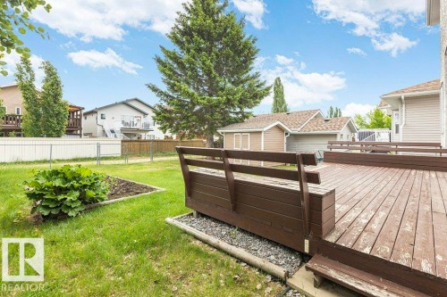 30 Harvest Bay, Stony Plain, AB 