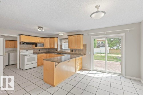 30 Harvest Bay, Stony Plain, AB 