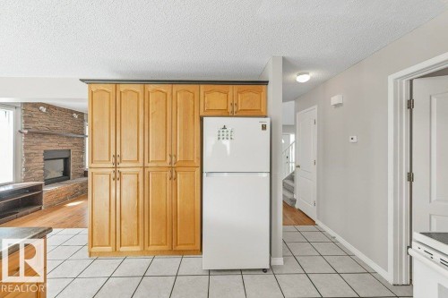 30 Harvest Bay, Stony Plain, AB 