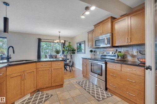52 Selkirk Place, Leduc, AB 