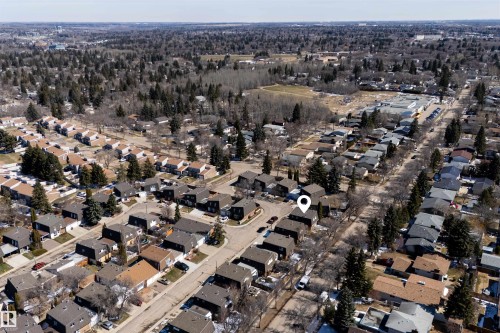 Image quality insufficient for description - 11 Greenfield Estates, St. Albert, AB 