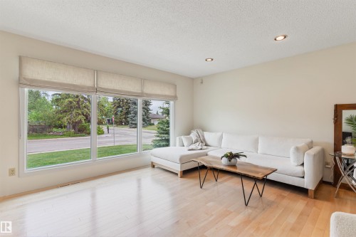 6203 87 Avenue, Edmonton, AB 