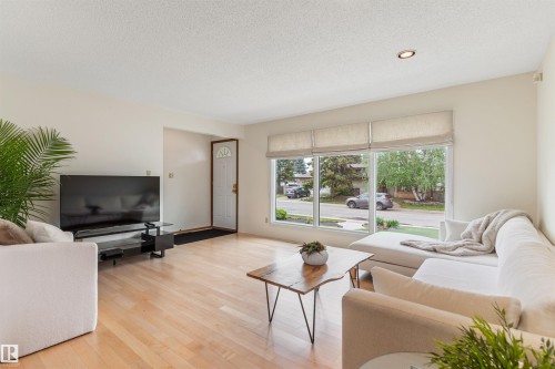 6203 87 Avenue, Edmonton, AB 