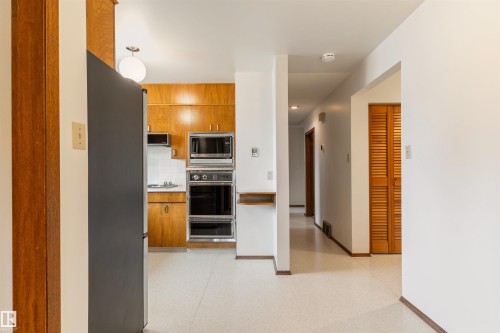 6203 87 Avenue, Edmonton, AB 