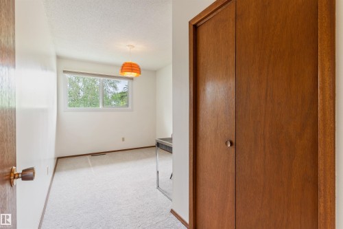 6203 87 Avenue, Edmonton, AB 