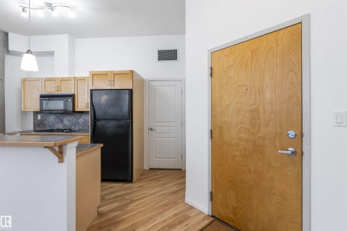 202 10123 112 Street, Edmonton, AB 