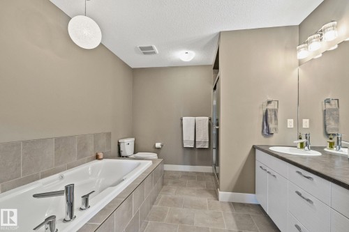 32 Nault Crescent, St. Albert, AB 