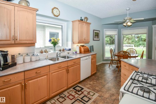 24 Longview Place, Spruce Grove, AB 