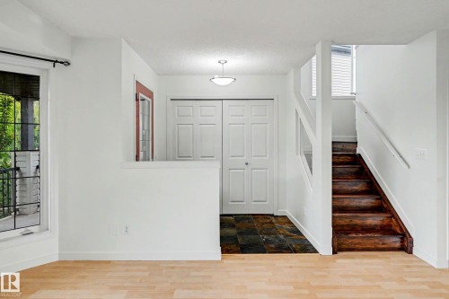 14014 158A Avenue, Edmonton, AB 