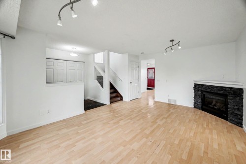 14014 158A Avenue, Edmonton, AB 