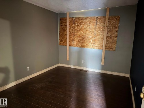 13208 91 Street, Edmonton, AB 