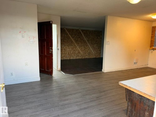 13208 91 Street, Edmonton, AB 
