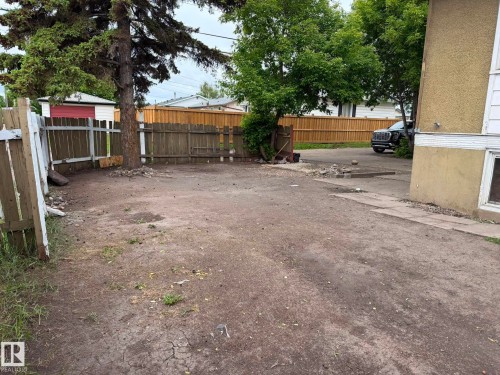 13208 91 Street, Edmonton, AB 