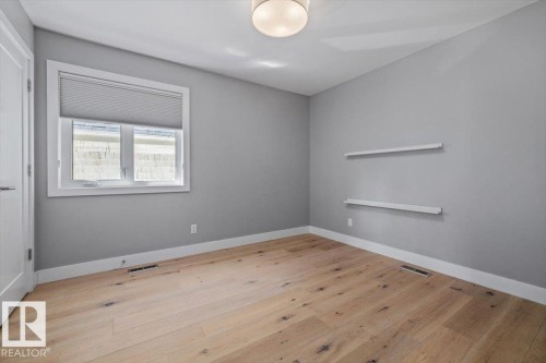 Empty room - 10641 126 Street, Edmonton, AB 