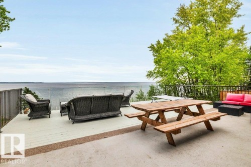 Deck is large enough accommodate all your family and friends - 275 Poplar Crescent, Rural Wetaskiwin County, AB - Outdoor With Deck Patio Veranda With Exterior