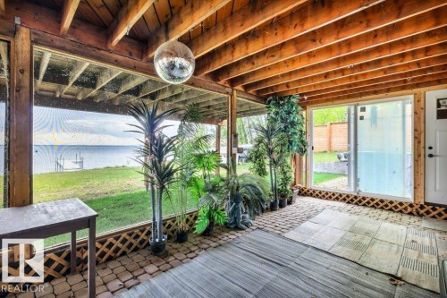 275 Poplar Crescent, Rural Wetaskiwin County, AB - Indoor Photo Showing Other Room