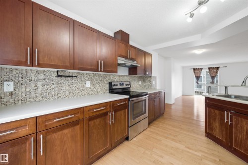 61 2051 Towne Centre Boulevard, Edmonton, AB 