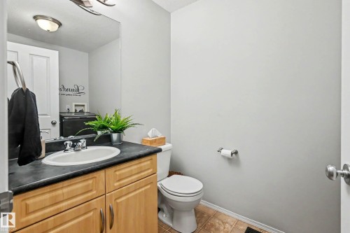 62 Greystone Crescent, Spruce Grove, AB 