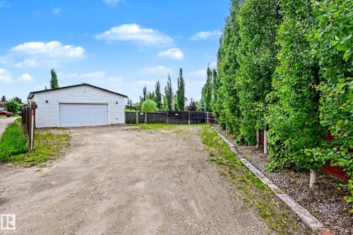 62 Greystone Crescent, Spruce Grove, AB 