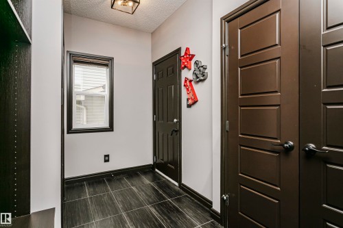 721 178A Street, Edmonton, AB 